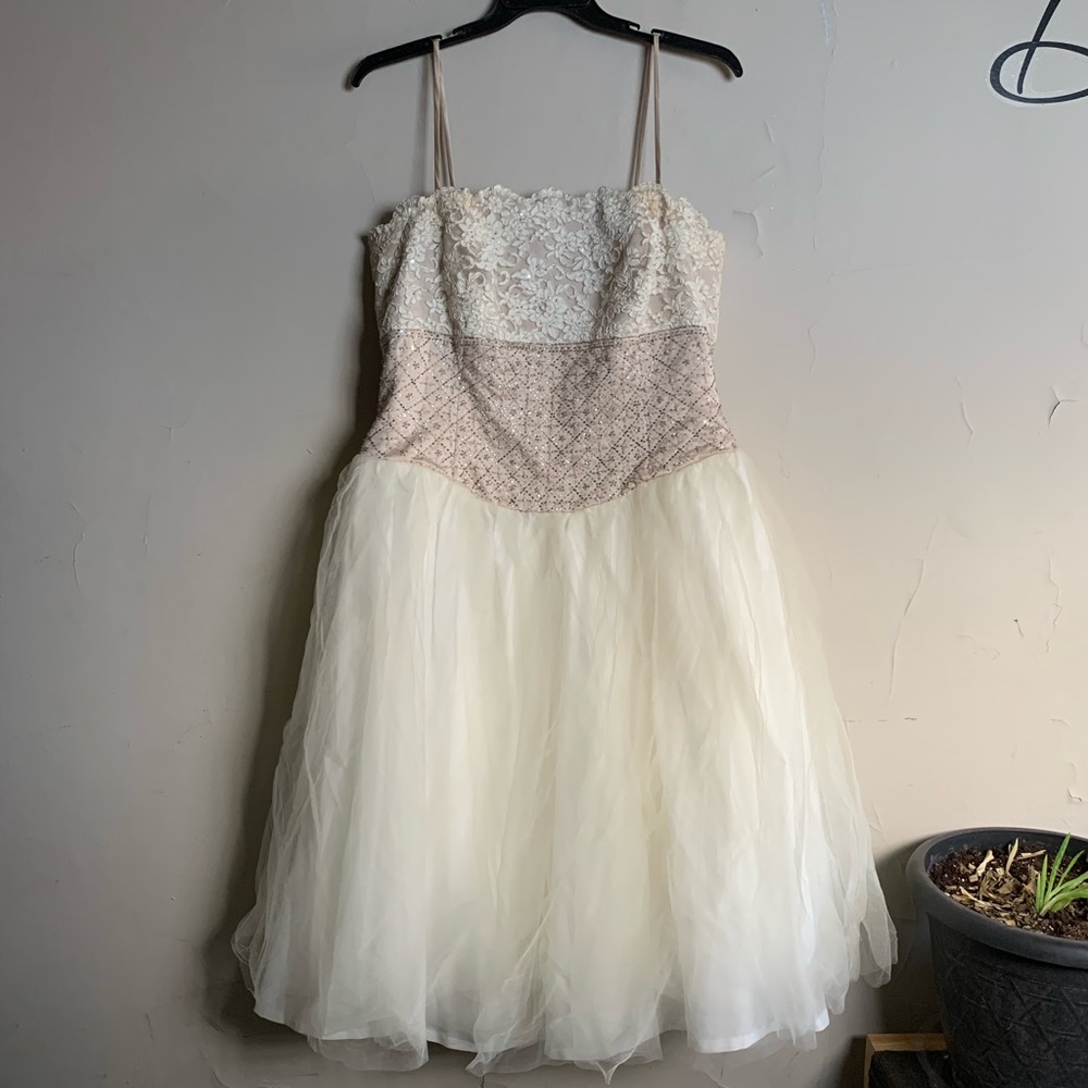 David’s Bridal Wedding Prom Semi-Formal Dress